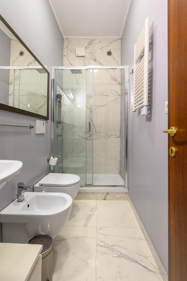 Luxury Apartment Re Di Roma Екстер'єр фото